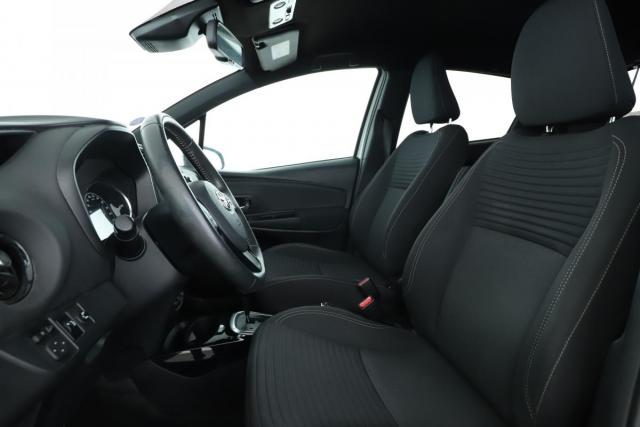 Toyota Yaris image 6
