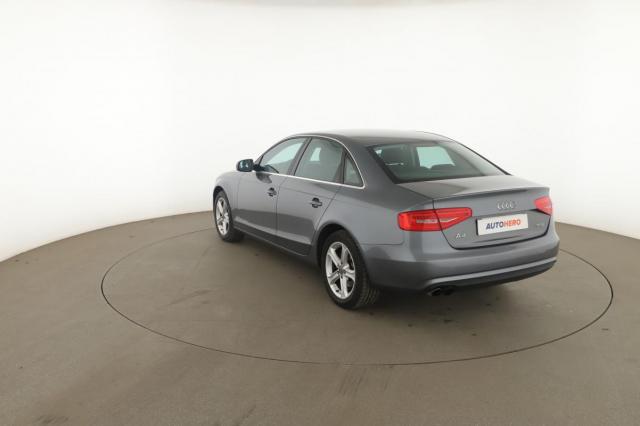 Audi A4 image 8