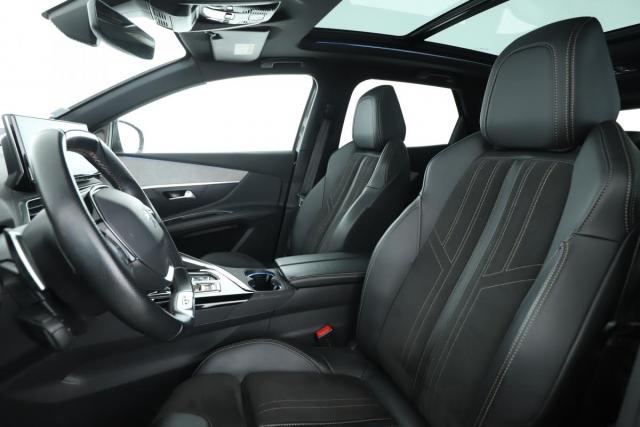 Peugeot 3008 image 3