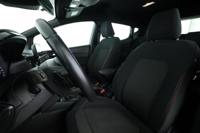 Ford Fiesta image 5