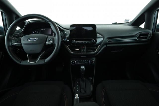 Ford Fiesta image 6