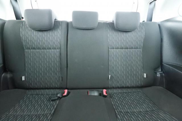 Toyota Yaris image 8