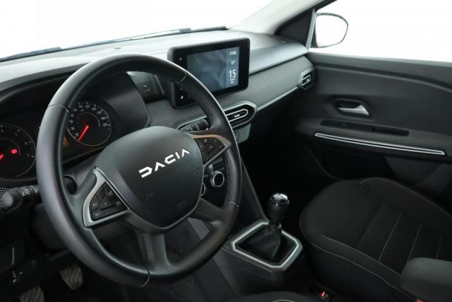 Dacia Jogger image 1