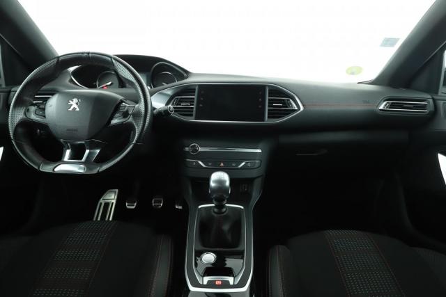 Peugeot 308 image 7