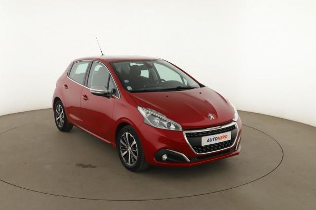 Peugeot 208 image 2