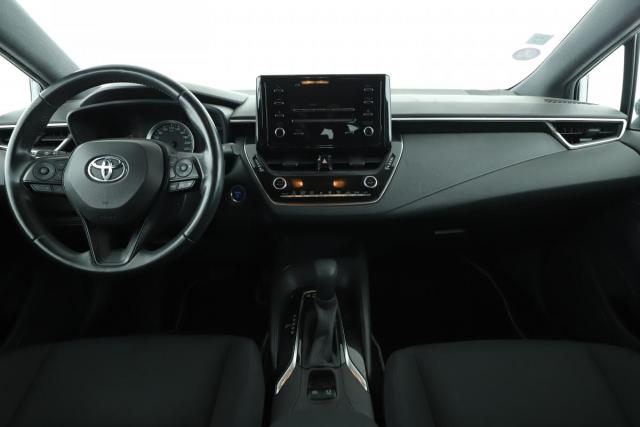 Toyota Corolla Touring Sports image 6