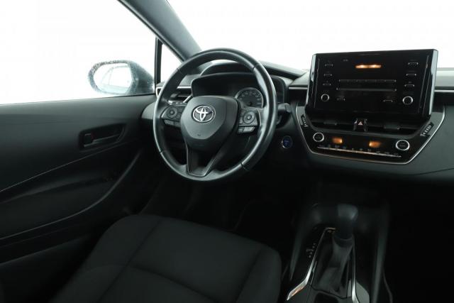 Toyota Corolla Touring Sports image 8