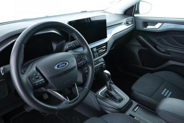 Ford Focus image 9