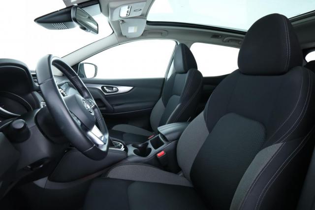 Nissan Qashqai image 1