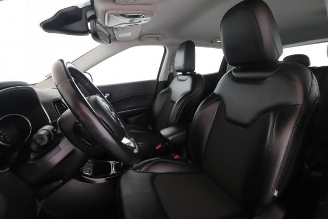 Jeep Compass image 2