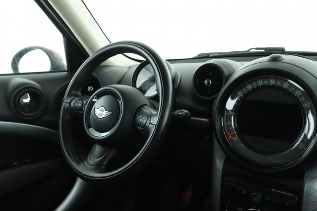 Mini Countryman image 9