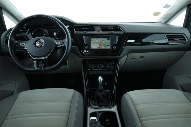 Volkswagen Touran image 9