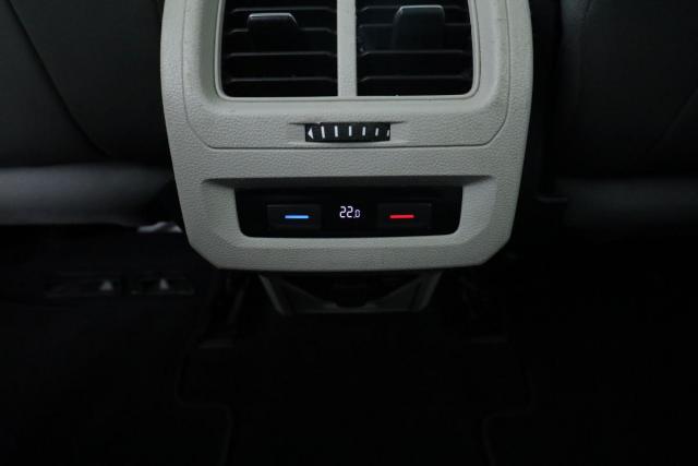 Volkswagen Touran image 2