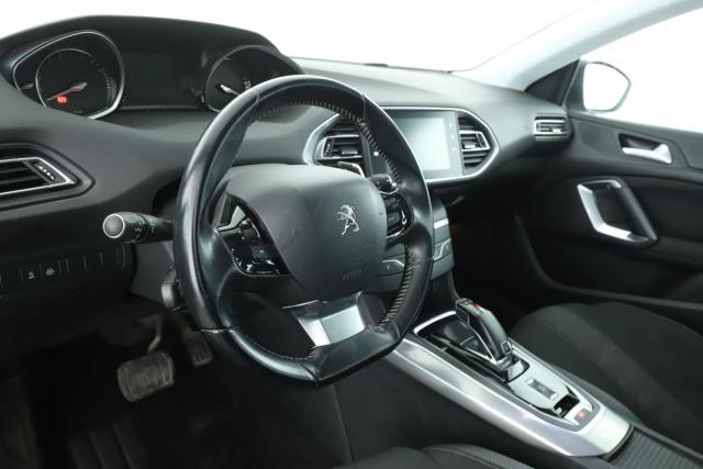 Peugeot 308 image 6