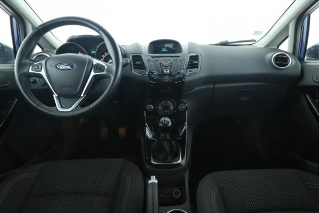 Ford Fiesta image 6