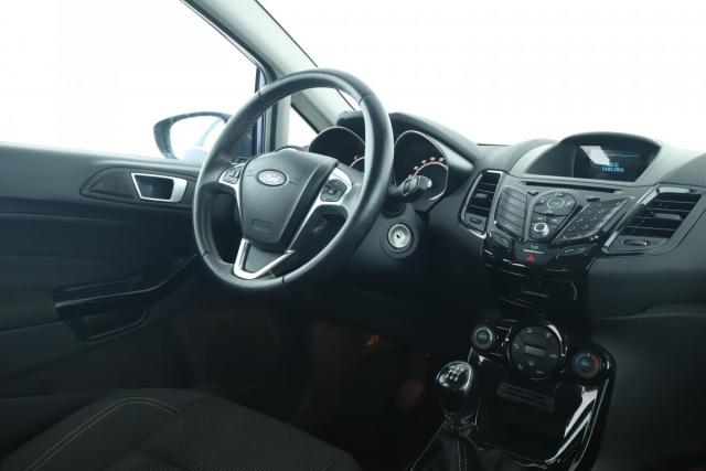 Ford Fiesta image 4