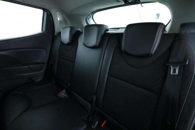 Renault Clio image 8