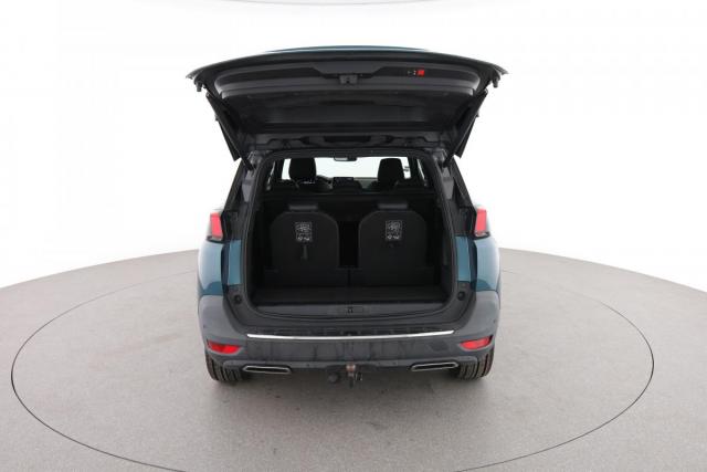 Peugeot 5008 image 1
