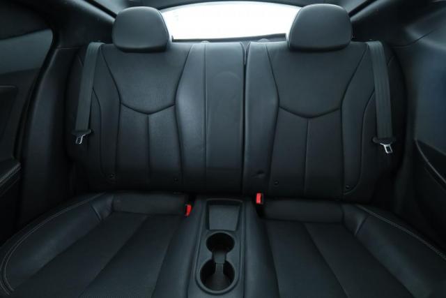 Hyundai Veloster image 5