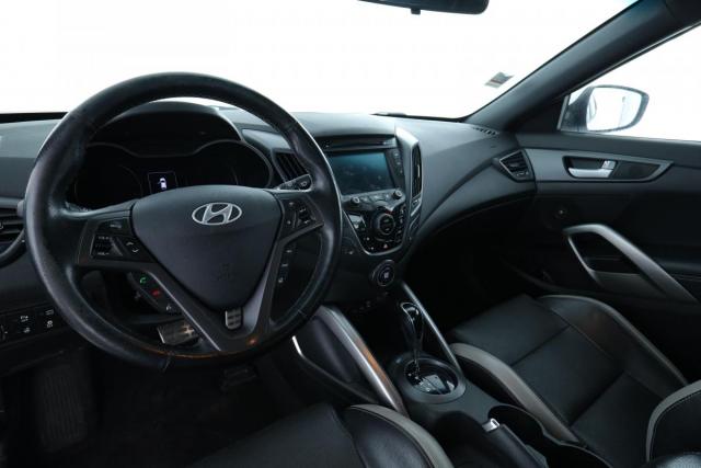 Hyundai Veloster image 4