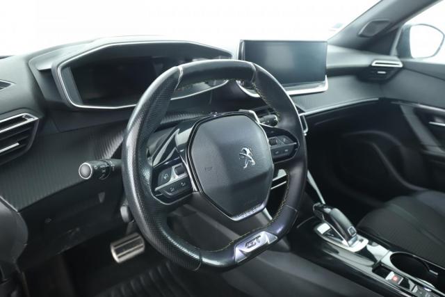 Peugeot 2008 image 1