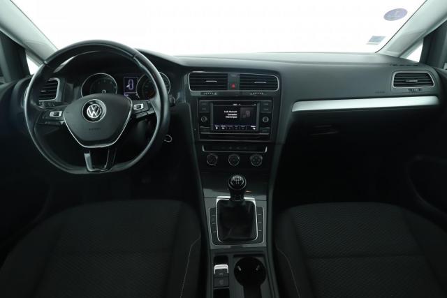 Volkswagen Golf image 5