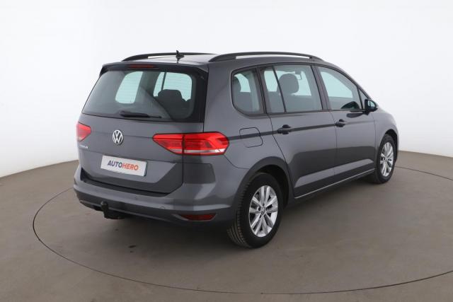 Volkswagen Touran image 6