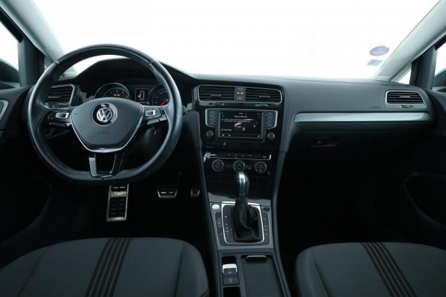 Volkswagen Golf Sw image 3
