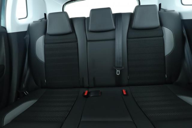 Peugeot 2008 image 7