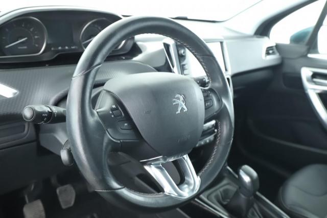 Peugeot 2008 image 4