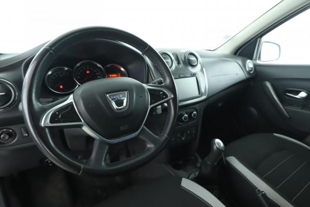 Dacia Logan Mcv image 1