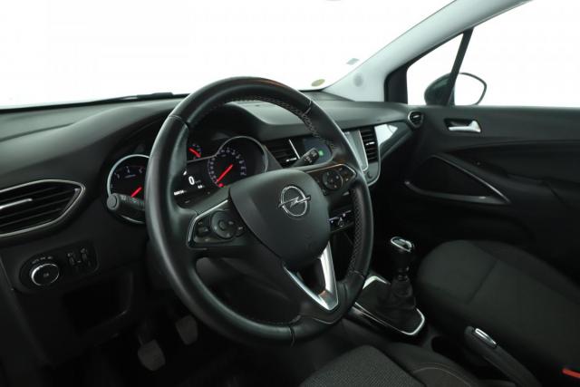 Opel Crossland image 2