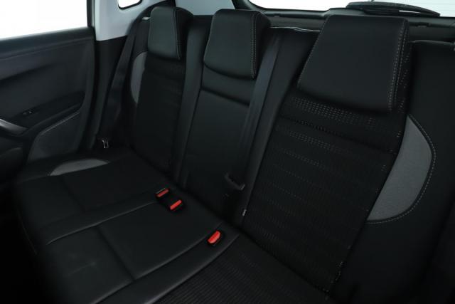 Peugeot 2008 image 4