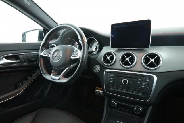 Mercedes Benz Cla Shooting Brake image 4