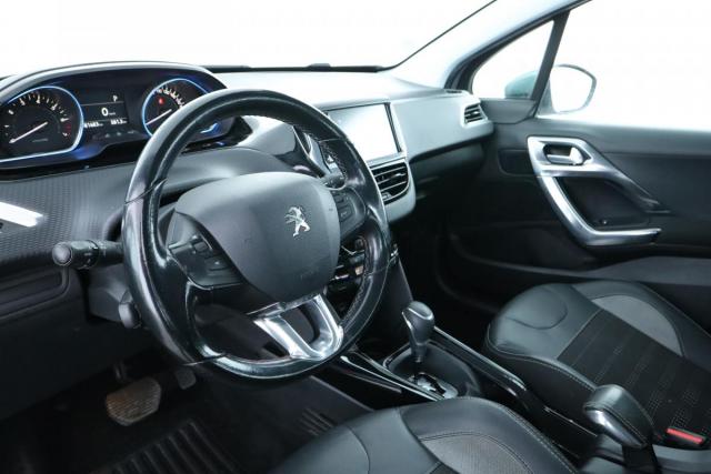 Peugeot 2008 image 5