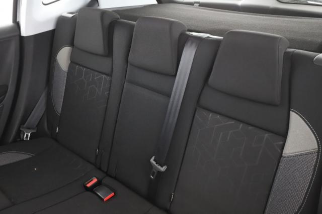 Peugeot 2008 image 1