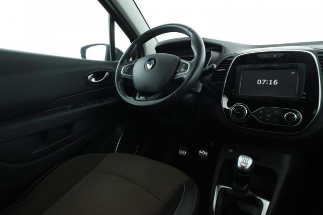 Renault Captur image 2