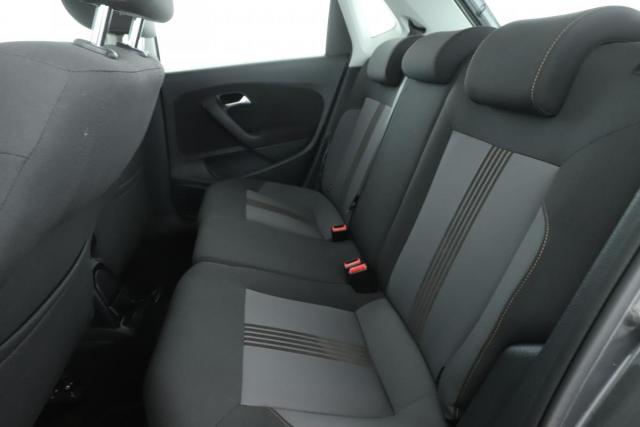 Volkswagen Polo image 2