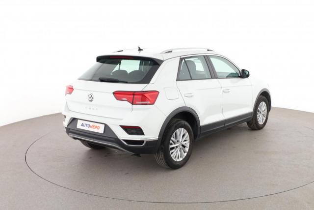 Volkswagen T-Roc image 6
