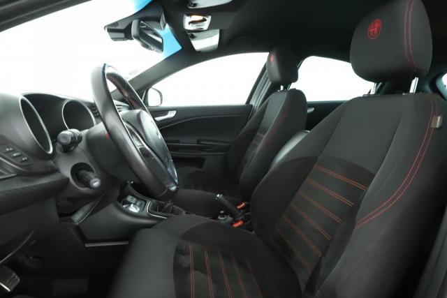 Alfa Romeo Giulietta image 8