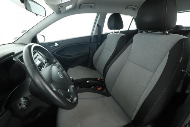 Hyundai I20 image 6
