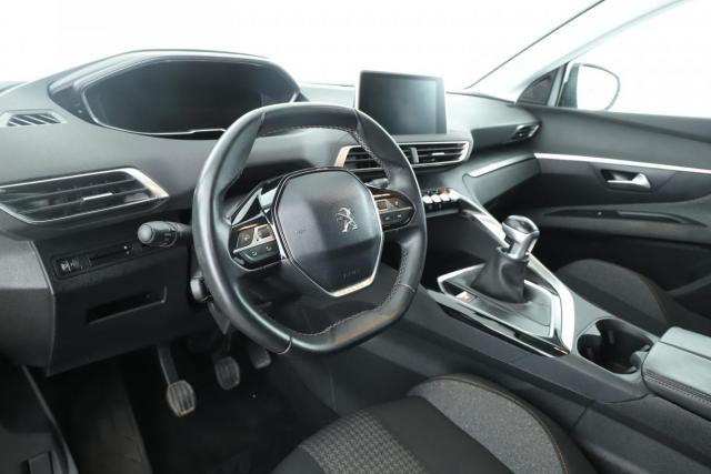Peugeot 3008 image 1