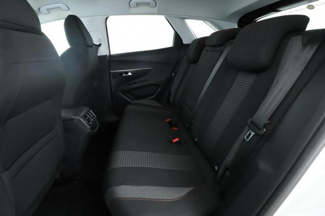 Peugeot 3008 image 5