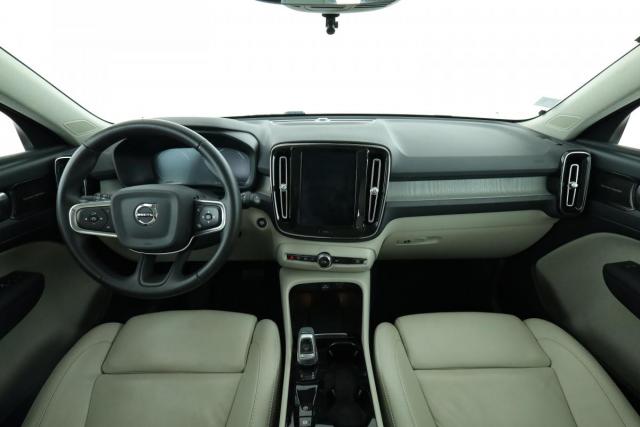 Volvo Xc40 image 1