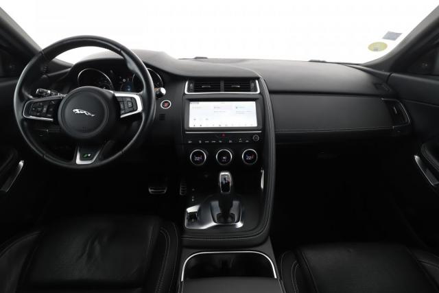 Jaguar E-Pace image 3