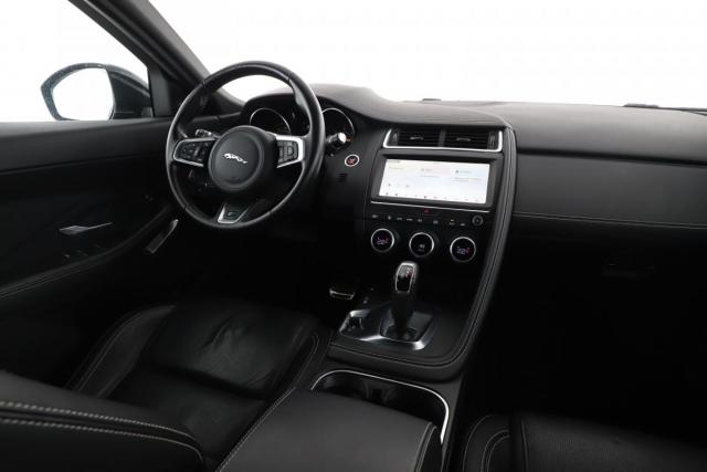 Jaguar E-Pace image 4