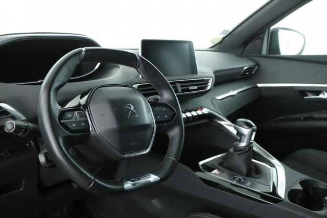 Peugeot 3008 image 3
