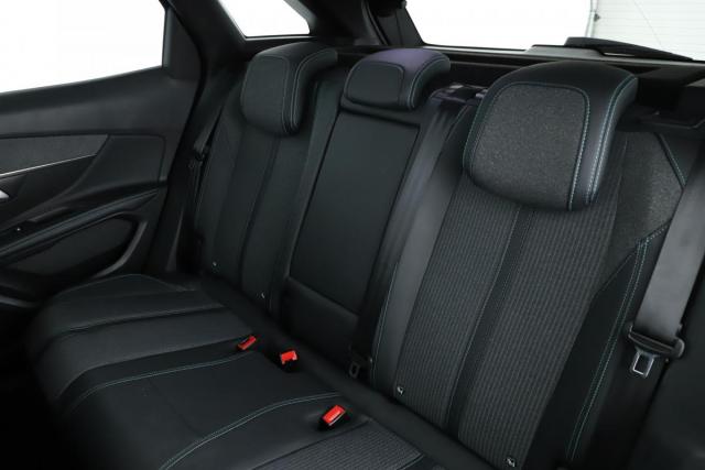 Peugeot 3008 image 1