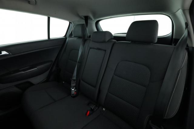 Kia Sportage image 9