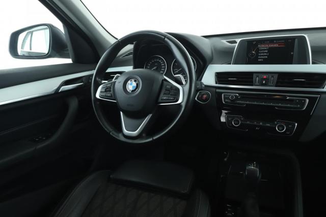 Bmw X1 image 1
